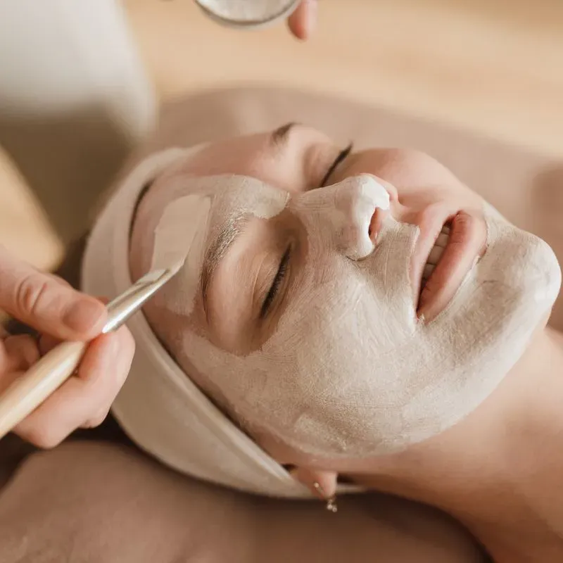 Soins du visage près de Saint-Germain-Laval 